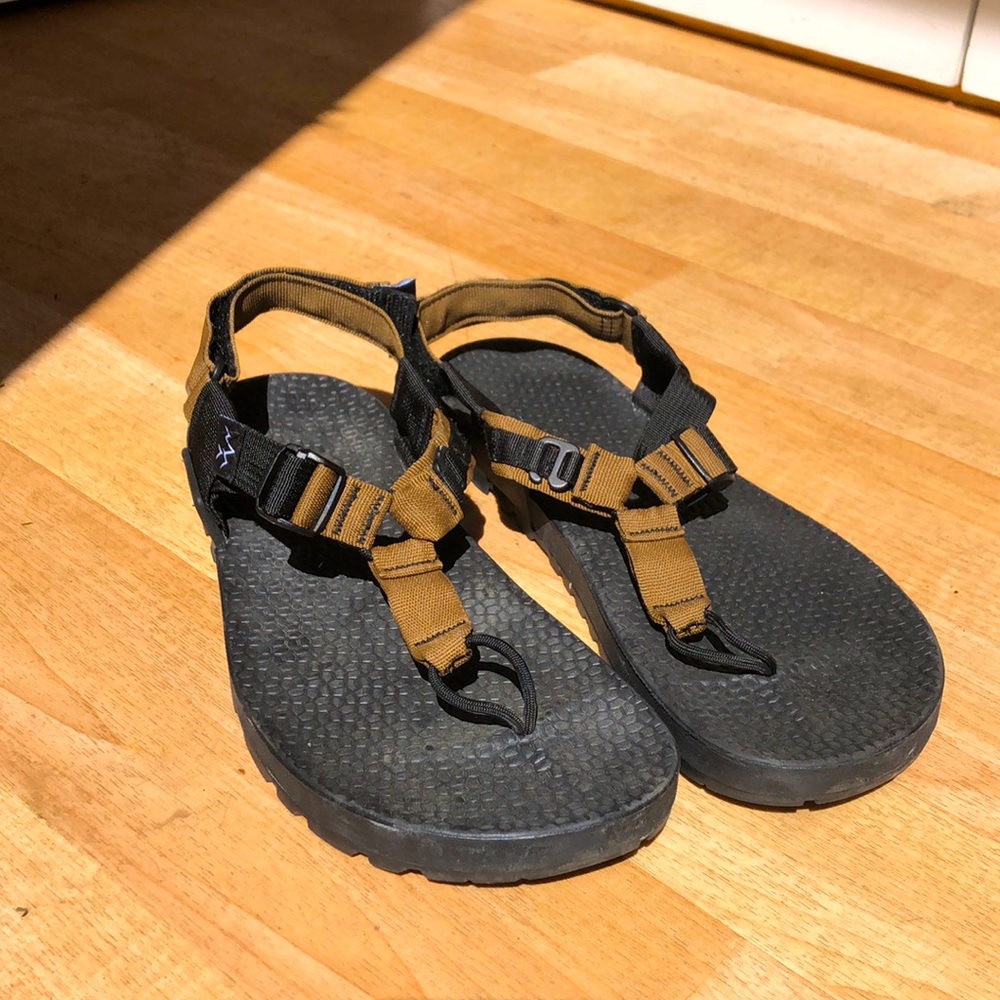 Brand New Bedrock Sandals